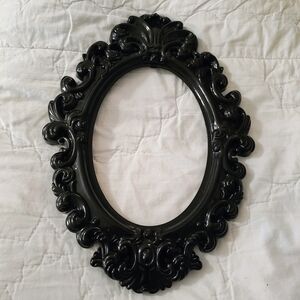 Elegant Black Ornate Wall Frame (6) Pcs